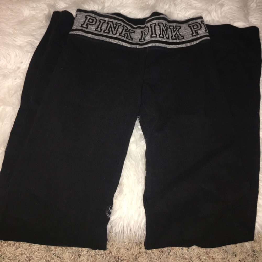 victoria’s secret pink yoga pants